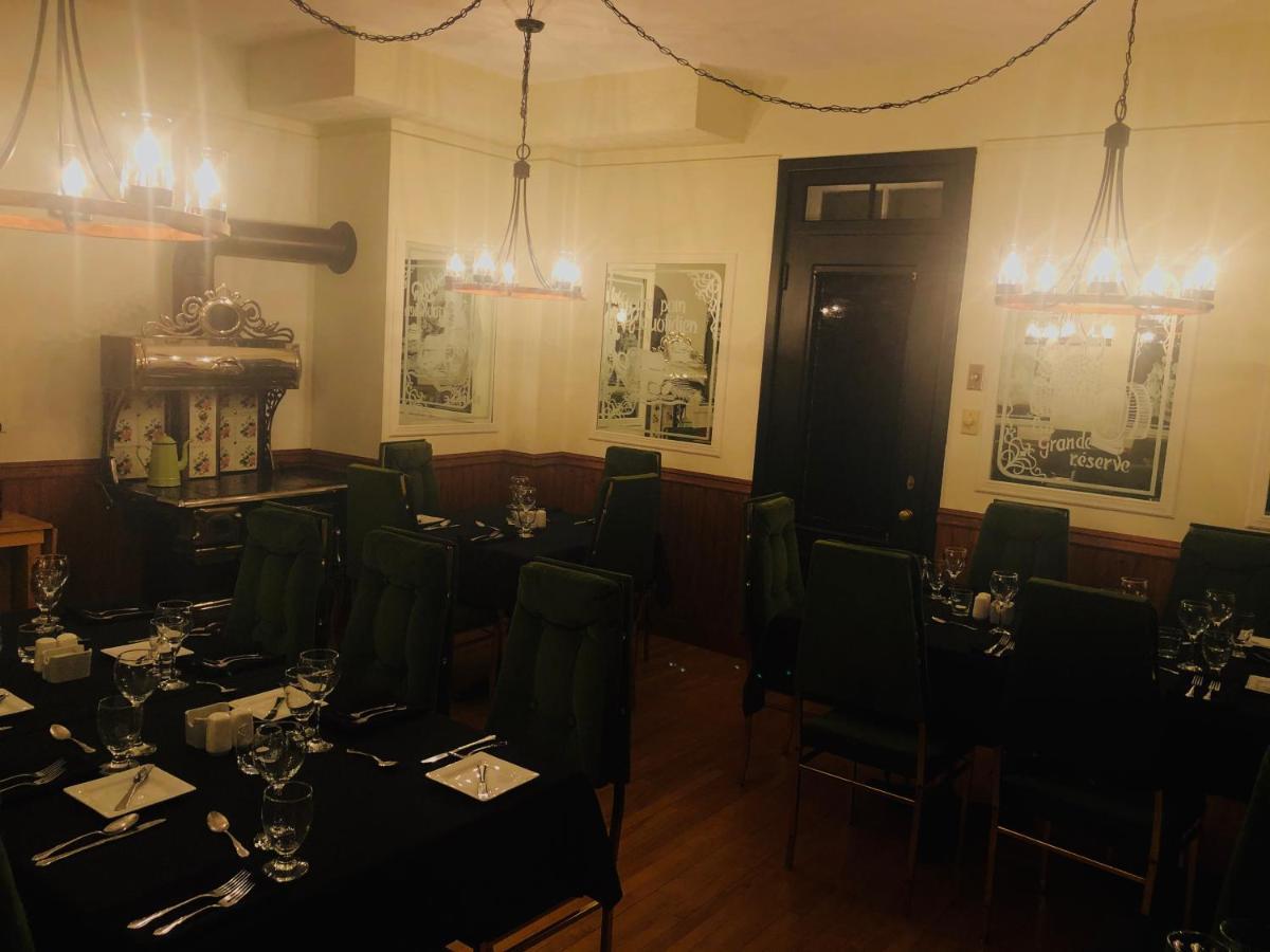 Auberge Presbytere Mont Lac-Vert Hébertville Eksteriør billede